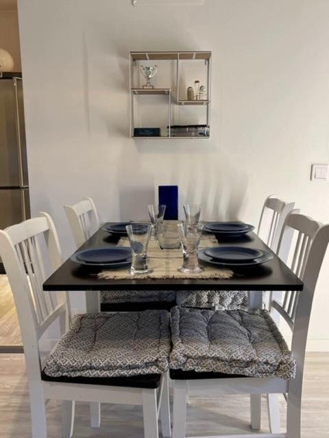 Apartamento Fresh And Cozy Little House 45Km In Taby Estocolmo Exterior foto