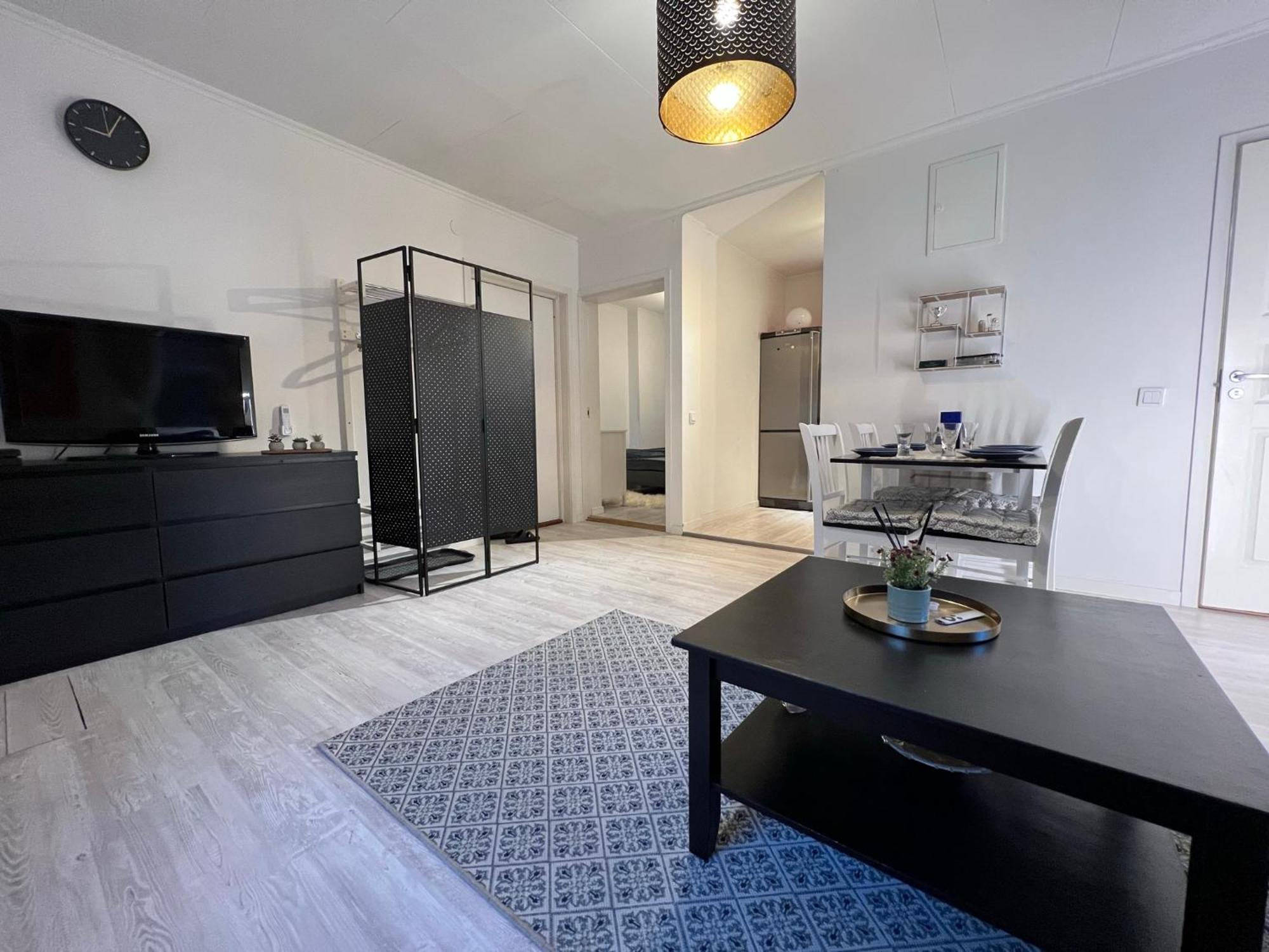 Apartamento Fresh And Cozy Little House 45Km In Taby Estocolmo Exterior foto